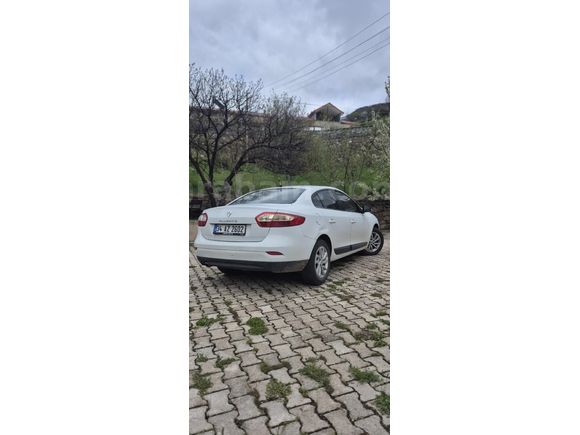 Sahibinden Renault Fluence 1.5 dCi Joy 2013 Model Gümüşhane 129.000 km Beyaz