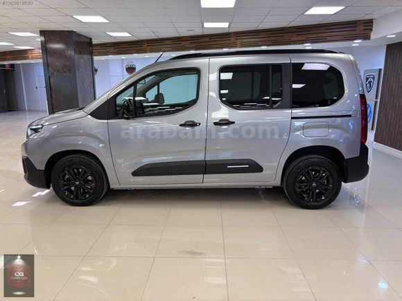 2025 MODEL CİTROEN BERLİNGO CAM TAVAN İLK SAHİBİNDEN