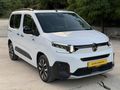 2025 MODEL BERLİNGO OTAMATIK 21 BİNDE SERVİS BAKIMLI CAM TAVANLI