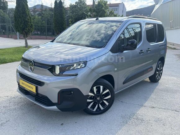 SIFIR GİBİ HATASIZ BOYASIZ BERLİNGO MAX XTR