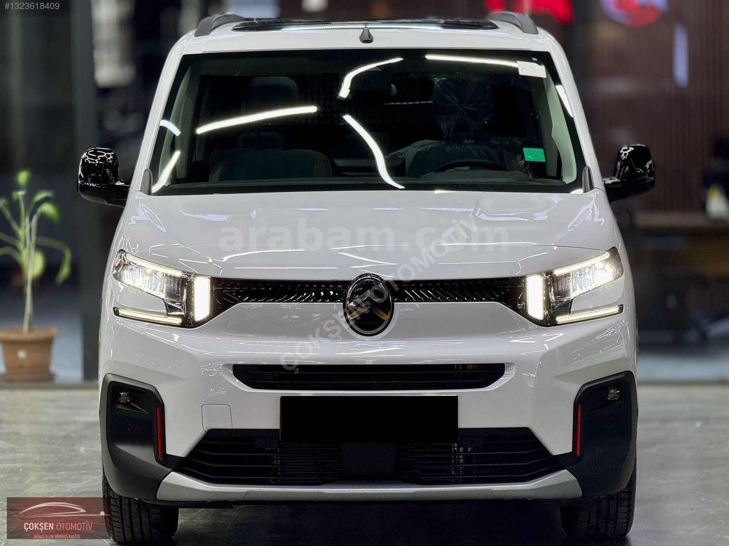 Galeriden Citroen Berlingo 1.5 BlueHDI Max 2026 Model İstanbul 0 km Beyaz 1