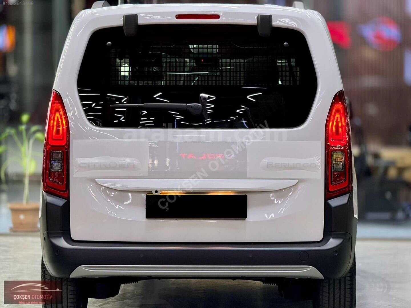 Galeriden Citroen Berlingo 1.5 BlueHDI Max 2026 Model İstanbul 0 km Beyaz 7