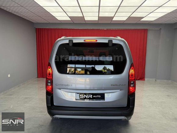 SNR AUTO'DAN 2026 BERLINGO MAX XTR CAM TAVAN EN FULU