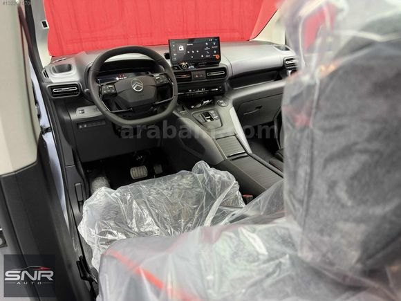 SNR AUTO'DAN 2026 BERLINGO MAX XTR CAM TAVAN EN FULU