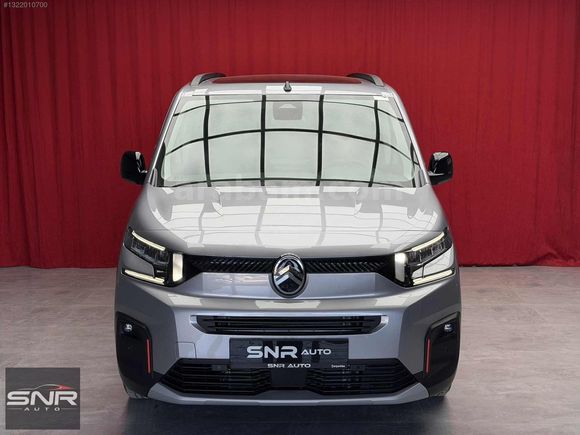 SNR AUTO'DAN 2026 BERLINGO MAX XTR CAM TAVAN EN FULU