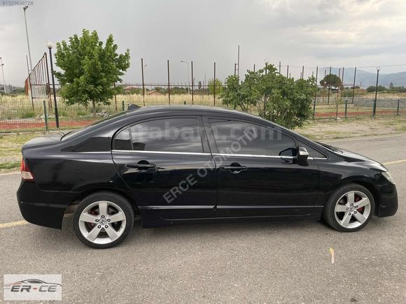 ER-CE DEN DEĞİŞENSİZ HONDA CİVİC