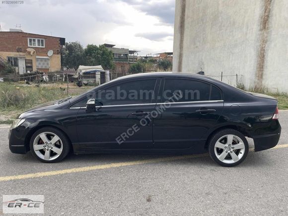 ER-CE DEN DEĞİŞENSİZ HONDA CİVİC