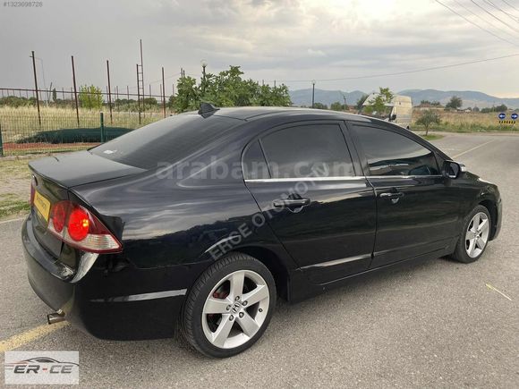 ER-CE DEN DEĞİŞENSİZ HONDA CİVİC