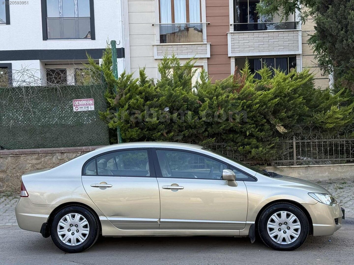Galeriden Honda Civic 1.6i VTEC Dream 2008 Model İstanbul 67.000 km Şampanya 7