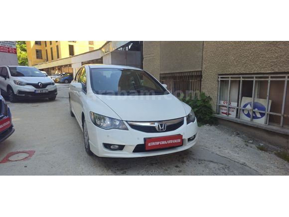 ALTINTOP GARAJDAN 2012 MODEL OTOMATİK HONDA CIVIC