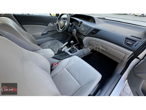 2016 MODEL HONDA CİVİC 1.6 İ VTEC ECO DREAM EMSALSİZ 50 BİN DE