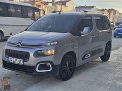 Bilge otomotivden hatasız boyasız düşük km