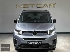 NETCAR'DAN 2024 MODEL BERLİNGO 1.5 BLUEHDI SHINE CAM TAVANLI