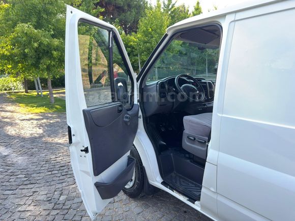İLK SAHİBİNDEN 165 BİNDE ARKADAN ÇEKİŞLİ 100T300 ORJİNAL PANELVA