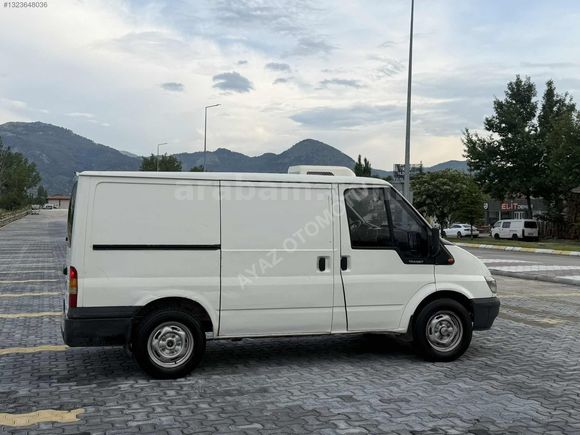 Sıfır motorlu extralı fort transit önden çekişli Tavan klımalı