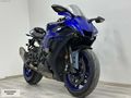 ENGİNİUS GROUP 2023 YAMAHA YZF R1 2.300 KM HATASIZ BOYASIZ