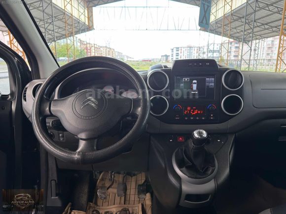 HATASIZ AYARINDA / 2015 CİTROEN BERLİNGO/92 HP