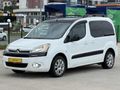 AUTO İFÖ'DEN 2013 BERLİNGO CAM TAVAN HATASIZ DÜŞÜK KM