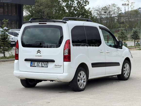 AUTO İFÖ'DEN 2013 BERLİNGO CAM TAVAN HATASIZ DÜŞÜK KM