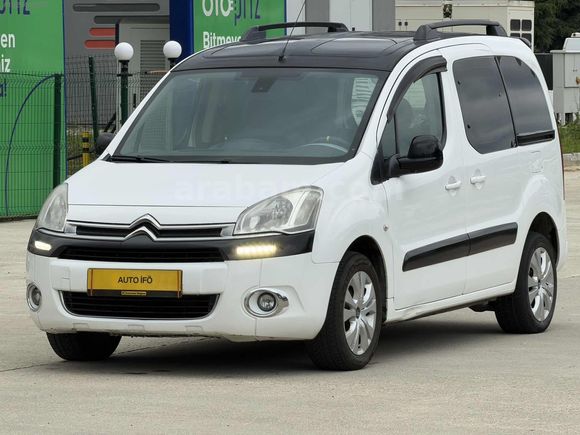 AUTO İFÖ'DEN 2013 BERLİNGO CAM TAVAN HATASIZ DÜŞÜK KM
