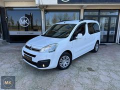 MK OTOMOTİV'DEN-2015-MODEL-HATASIZ-CITROEN-BERLİNGO-136.000KM