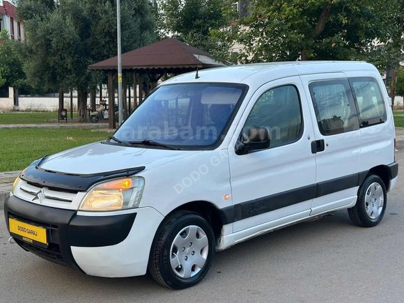 OTOMOBİL RUHSATLI DEĞİŞENSİZ TRAMERSİZ KAZASIZ KLİMALI BERLINGO