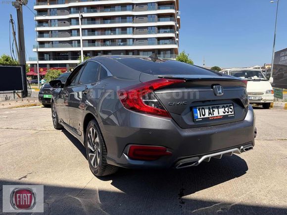 KARAHALLILAR A.Ş'2018 HONDA CİVİC SEDAN 1.6 İ-DTEC ELEGANCE