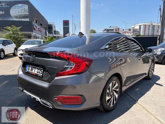 KARAHALLILAR A.Ş'2018 HONDA CİVİC SEDAN 1.6 İ-DTEC ELEGANCE