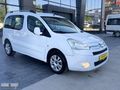 ŞEKERCİOĞLU AUTO"DAN 2011 BERLİNGO 1.6HDİ 92HP BAKIMLI