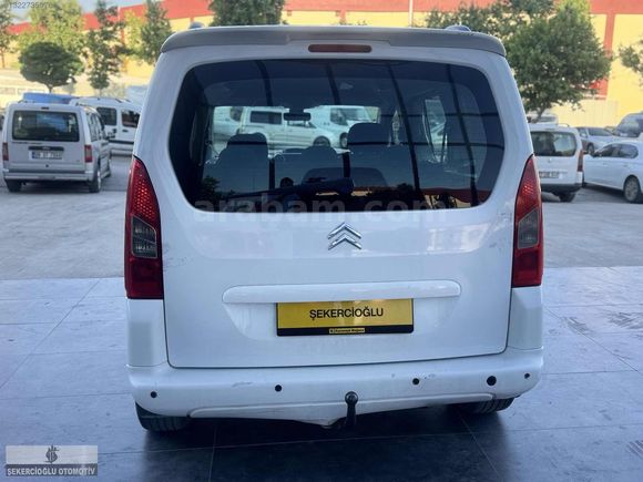 ŞEKERCİOĞLU AUTO"DAN 2011 BERLİNGO 1.6HDİ 92HP BAKIMLI