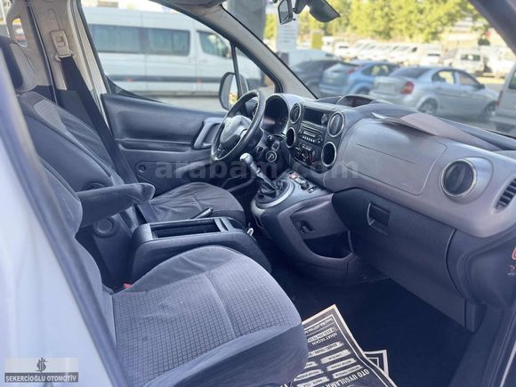 ŞEKERCİOĞLU AUTO"DAN 2011 BERLİNGO 1.6HDİ 92HP BAKIMLI