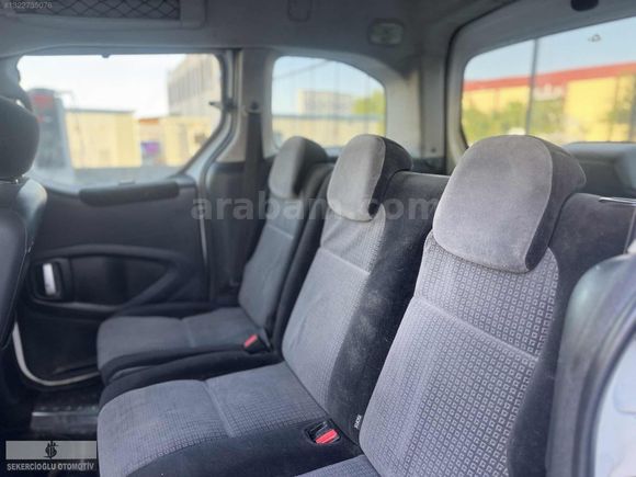 ŞEKERCİOĞLU AUTO"DAN 2011 BERLİNGO 1.6HDİ 92HP BAKIMLI