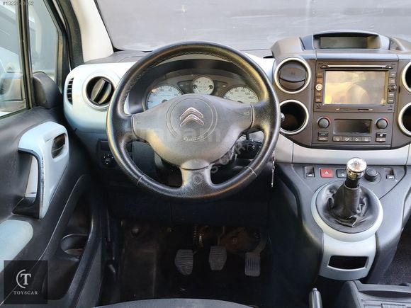 TOYSCAR_CİTROEN_BERLİNGO_1.6HDİ.COMBİ.SX_VADE_TAKSİT_İMKANI