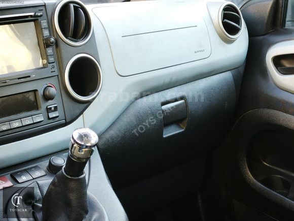 TOYSCAR_CİTROEN_BERLİNGO_1.6HDİ.COMBİ.SX_VADE_TAKSİT_İMKANI