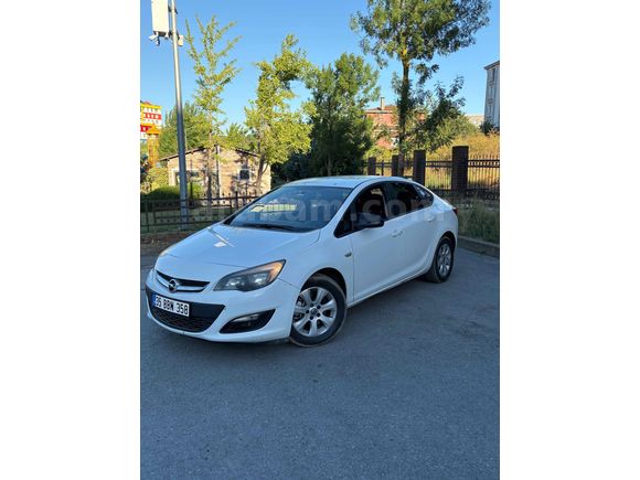 Sahibinden Temiz Aile Aracı Opel Astra