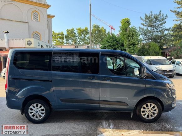 BURSA MERKEZ OTOMOTİV 2021 FORD CUSTOM DELUXE CAMLIVAN 160BİN