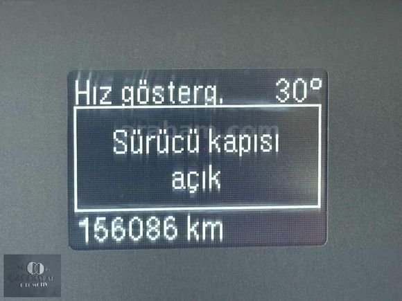 __ÇAĞDAŞLAR' DAN__BOYASIZ__156.000 KM'DE__11+1 MİNİBÜS__%20 KDV