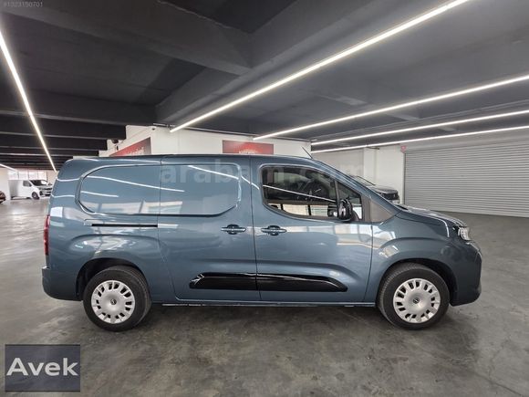 AVEK OTOMOTİV@DEN TEMİZ OPEL COMBO ULTIMATE