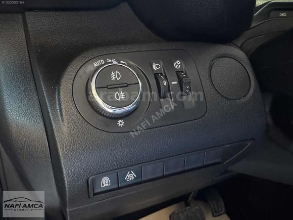 NAFİ AMCA OPEL COMBO 1.5 CDTİ EDİTİON DİZEL OTOMATİK 95.000KM