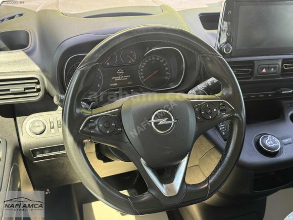 NAFİ AMCA OPEL COMBO 1.5 CDTİ EDİTİON DİZEL OTOMATİK 95.000KM