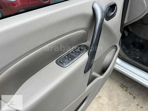 2009 Renault KANGOO 1.5 DCİ EXPRESSİON
