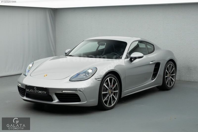 Galeriden Porsche 718 Cayman 4.0 GT4 2017 Model İstanbul 72.520 km Gri