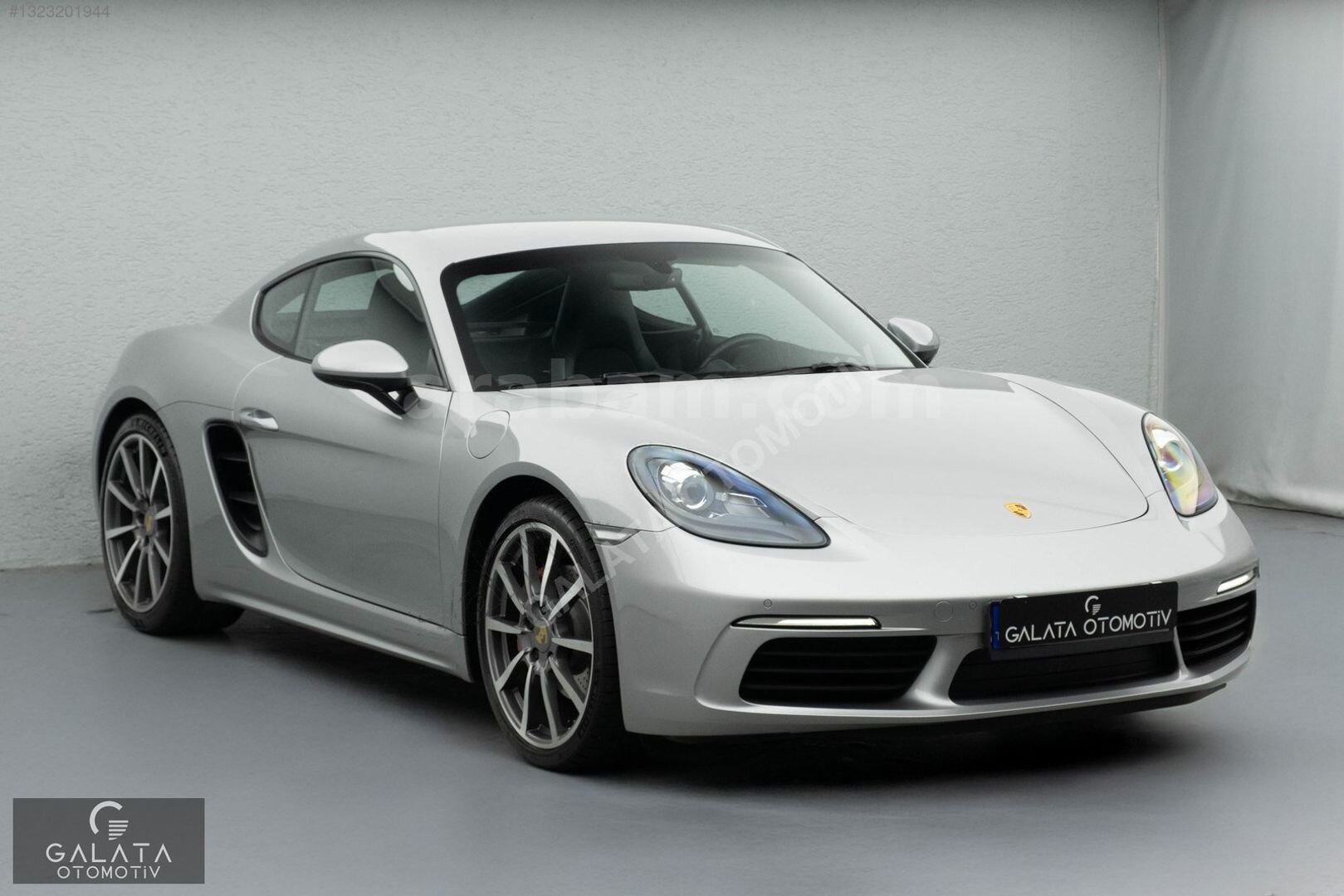 Galeriden Porsche 718 Cayman 4.0 GT4 2017 Model İstanbul 72.520 km Gri 3