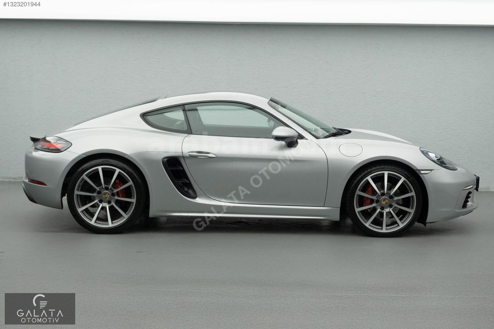 Galeriden Porsche 718 Cayman 4.0 GT4 2017 Model İstanbul 72.520 km Gri 7