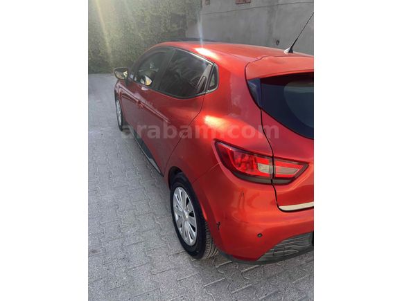Sahibinden Renault Clio 1.2 Joy 2015 Model  183000 km Kırmızı