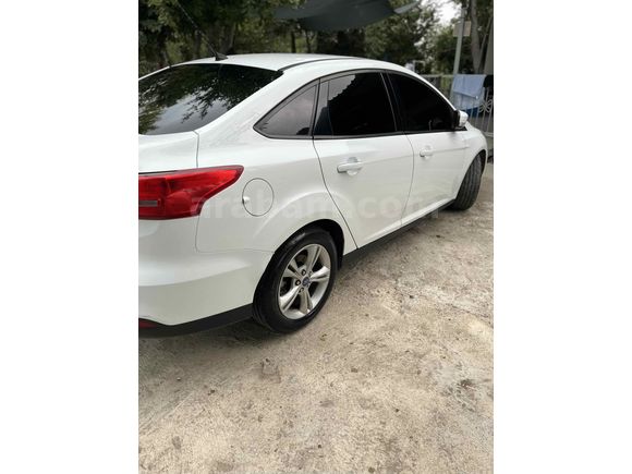 Sahibinden Ford Focus 1.6 TDCi Style 2015 Model 