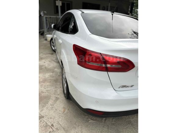 Sahibinden Ford Focus 1.6 TDCi Style 2015 Model 