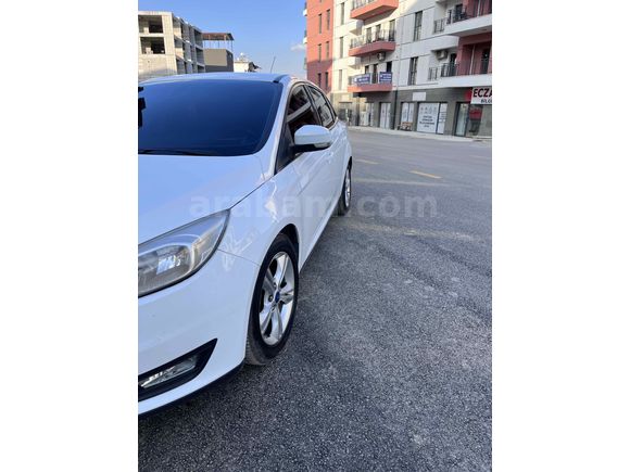 Sahibinden Ford Focus 1.6 TDCi Style 2015 Model 