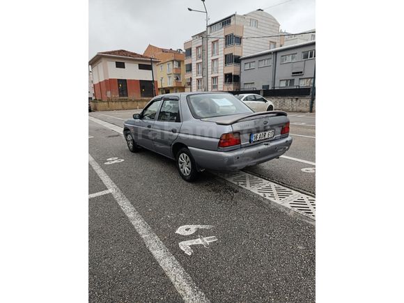 Sahibinden Ford Escort 1.3 CL 1998 Model