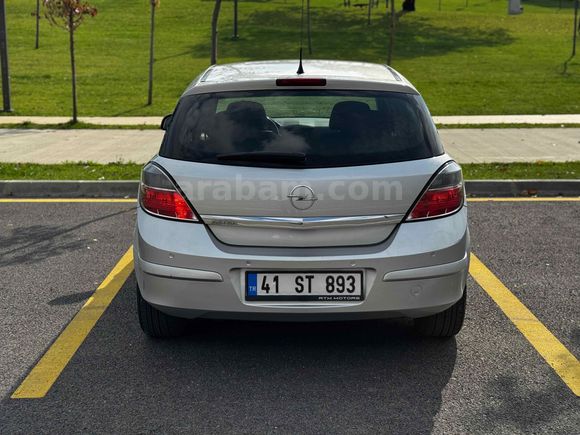 Sahibinden Opel Astra 1.6 Essentia 2013 Model 